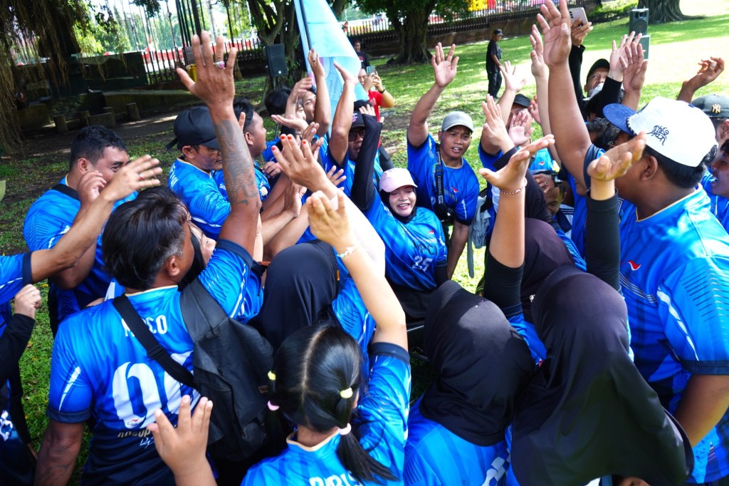 Pemkab Kediri Lepas Kontingen NPCI, Mas Dhito Minta Atlet Jaga Semangat dan&nbsp;Sportivitas