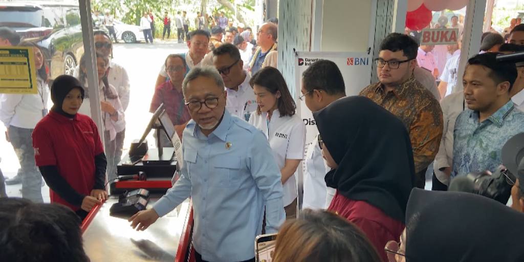 Bupati Kediri Hanindhito Pastikan Pemkab Dukung Penuh Koperasi Desa Merah&nbsp;Putih
